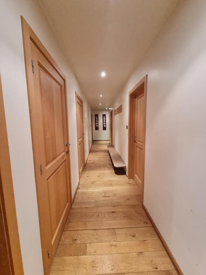 Susberg-1 & 2 Apartman NeerNeerpelt Kültér fotó