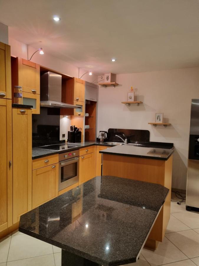 Susberg-1 & 2 Apartman NeerNeerpelt Kültér fotó
