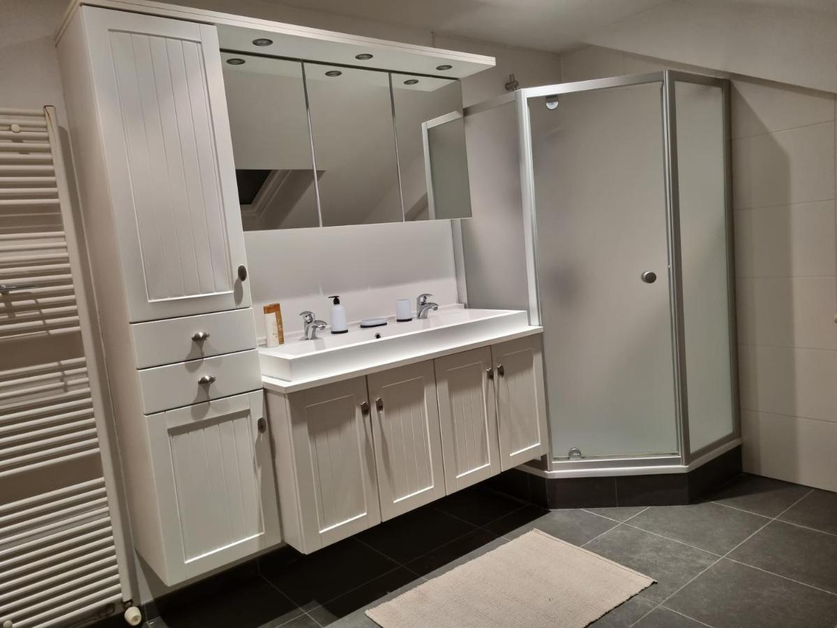 Susberg-1 & 2 Apartman NeerNeerpelt Kültér fotó
