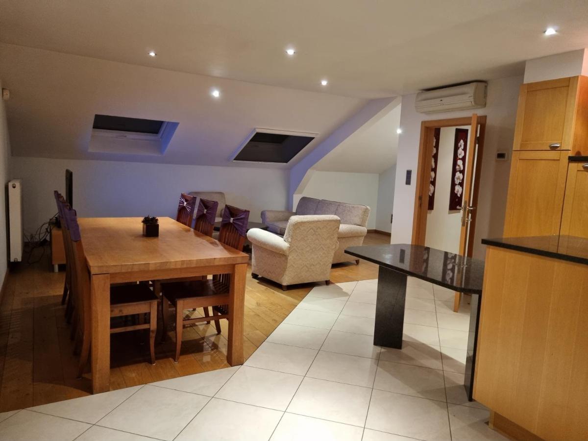 Susberg-1 & 2 Apartman NeerNeerpelt Kültér fotó
