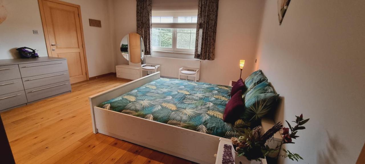 Susberg-1 & 2 Apartman NeerNeerpelt Kültér fotó
