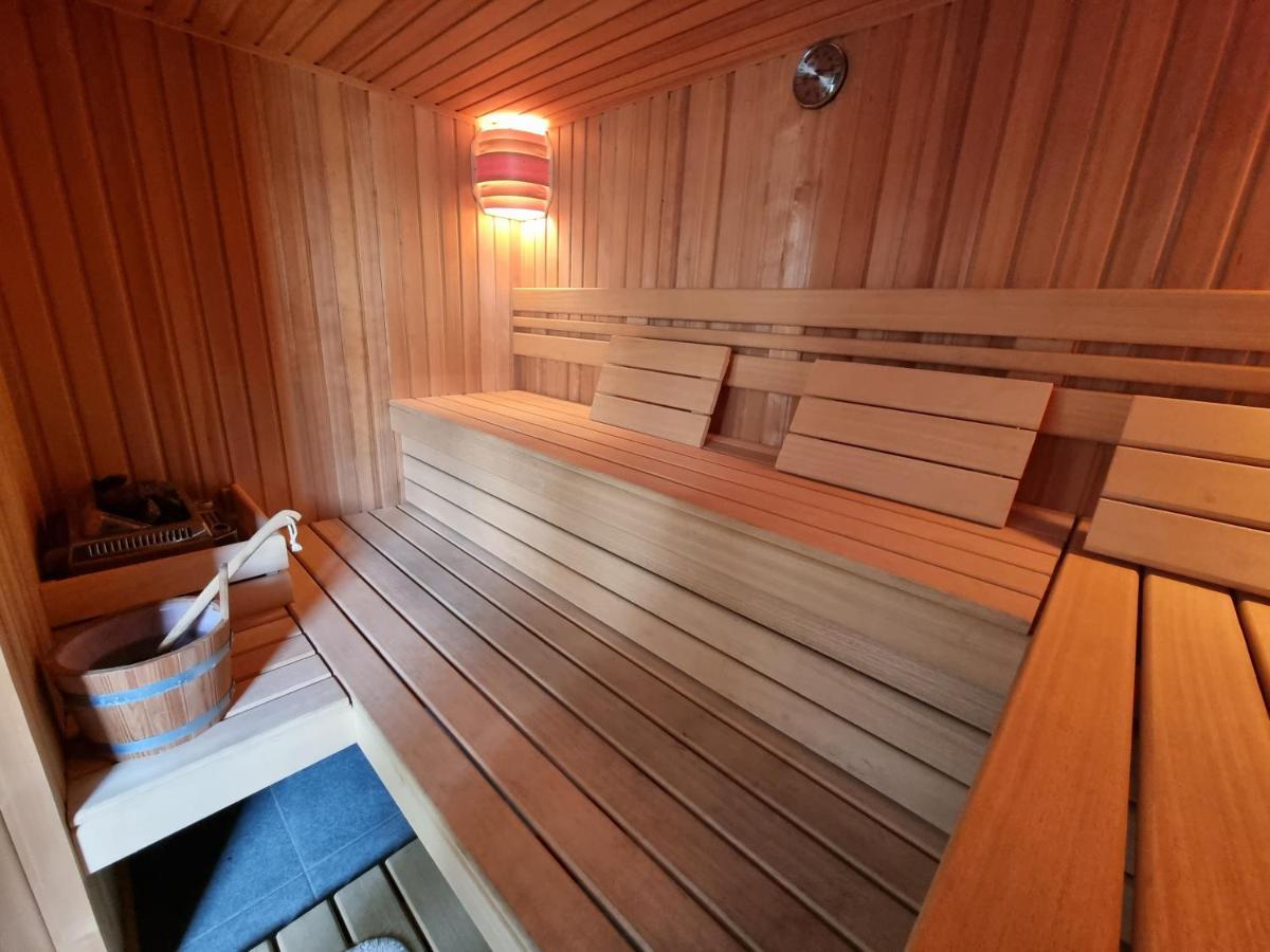 Susberg-1 & 2 Apartman NeerNeerpelt Kültér fotó